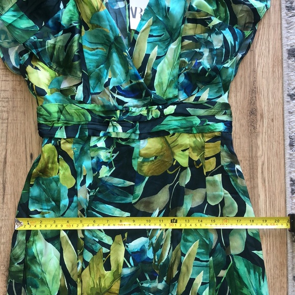 NEW!! HP 🥳🥳🥳Zara Leaf Print Jumpsuit - Picture 8 of 10